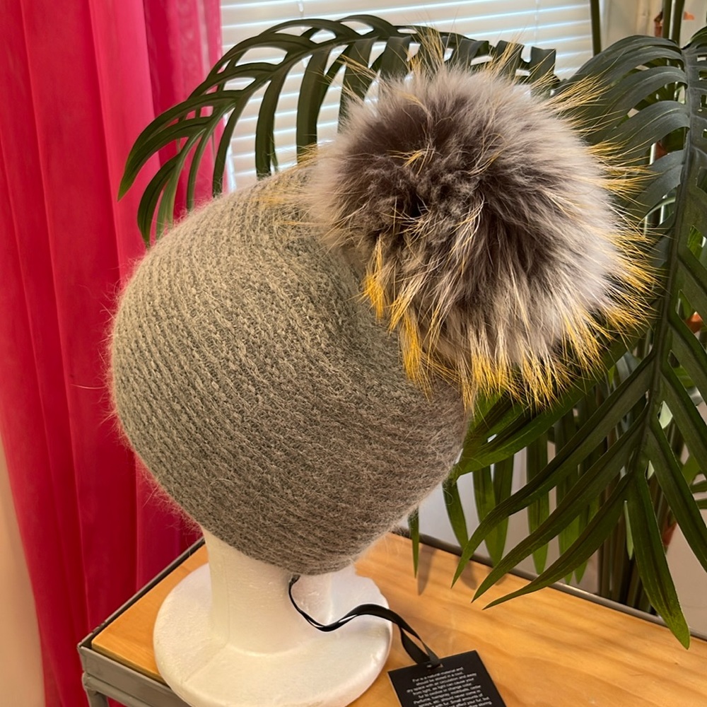 FOX FUR POM POM